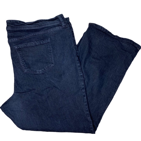 Torrid 24R Dark Wash Denim Jeans Bootcut Plus Size Stretchy